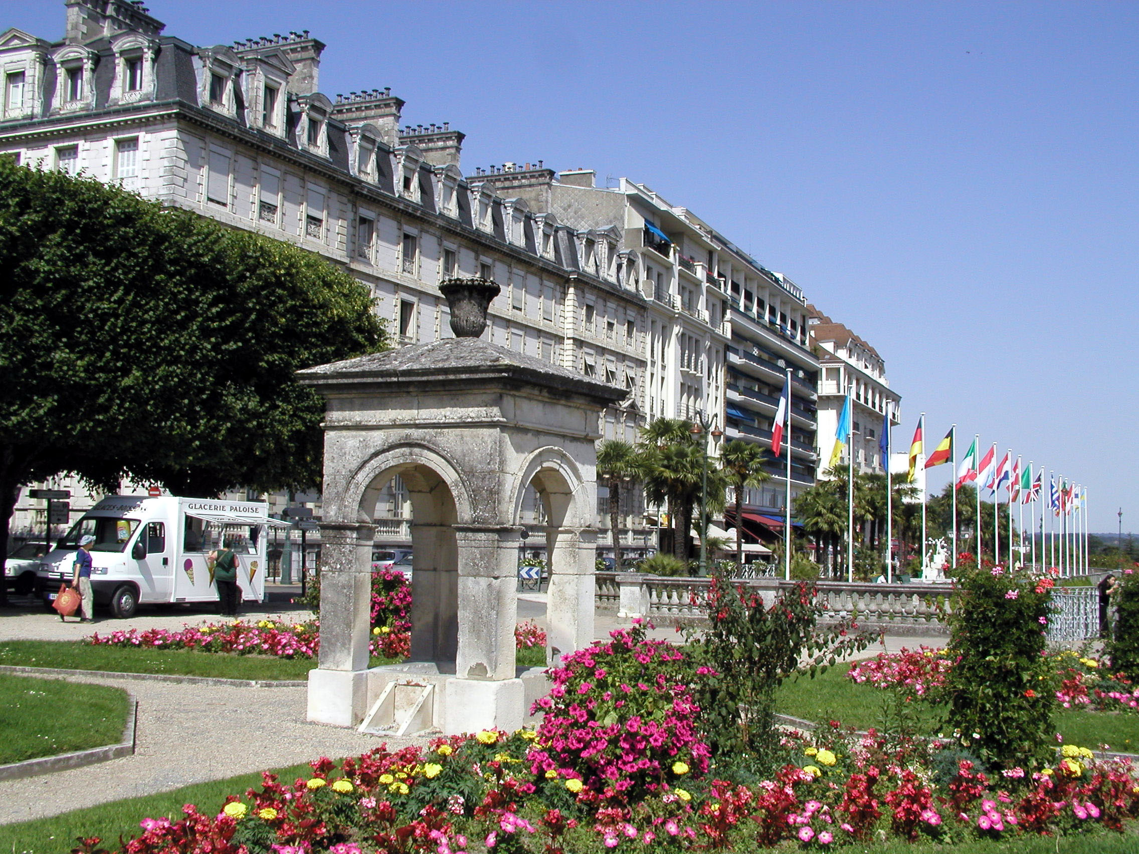 Boulevard des Pyrénées, Pau