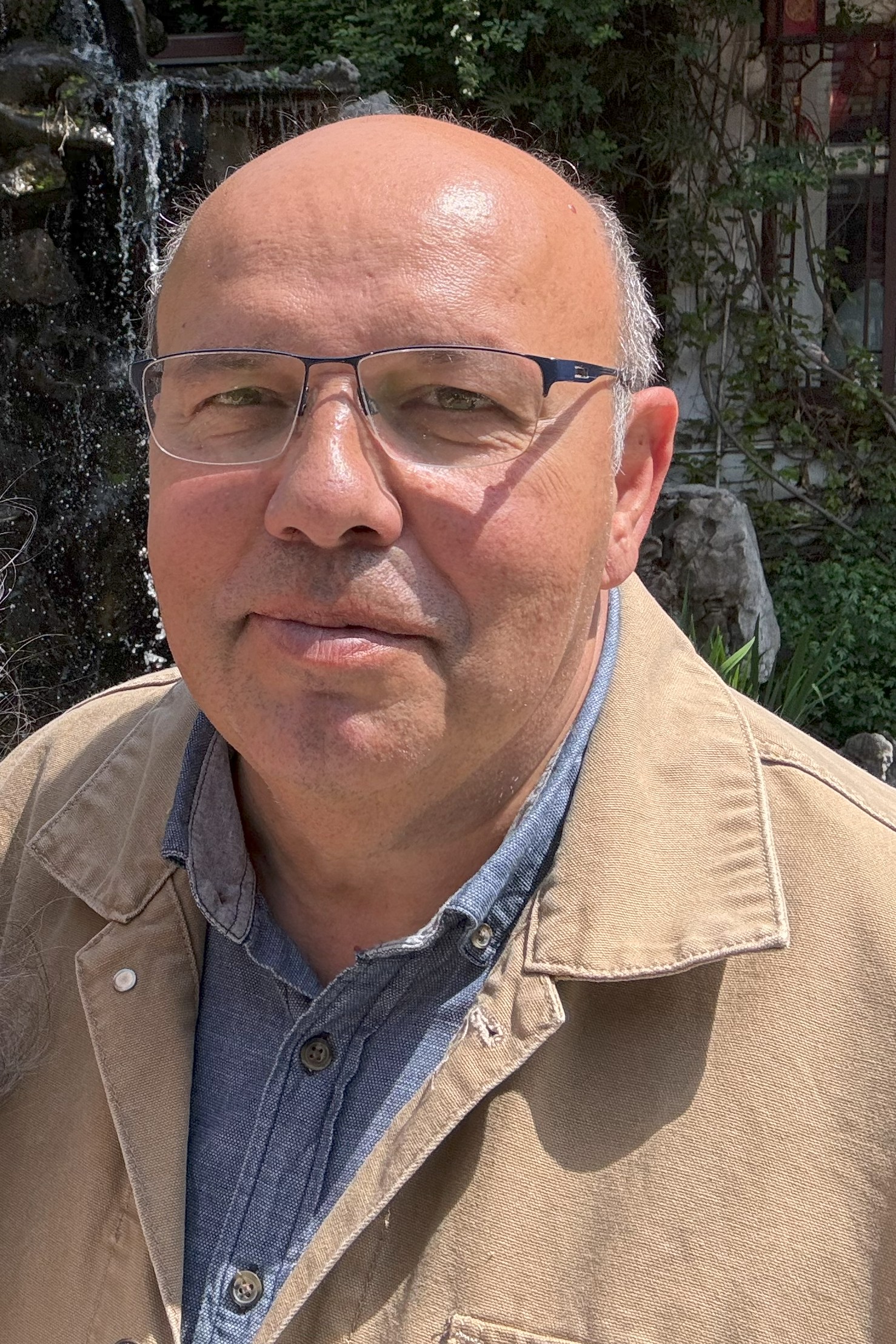 Marius Tucsnak